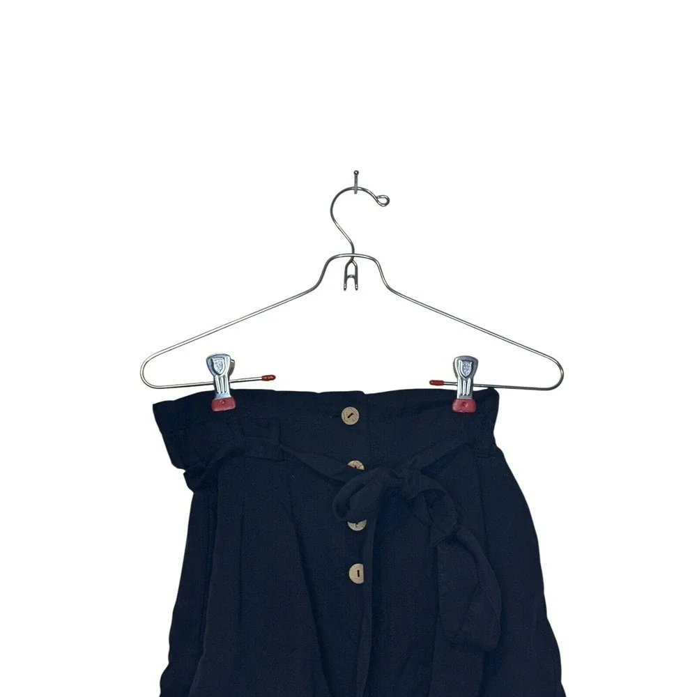 Love Tree Women's Shorts 100% Tencel Belted Button Front High Black Medium NWT‎